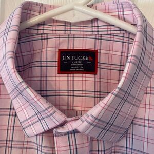 Untuckit men’s plaid shirt. Size lg. very good condition.